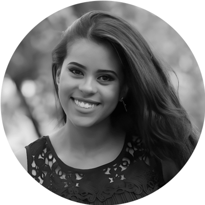 Foto de Thassy Silva Social Midia da Aurum Assessoria